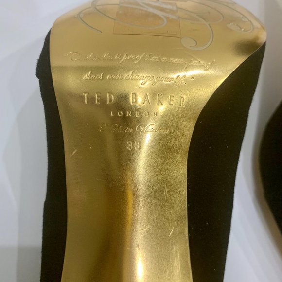 Ted Baker, Black Suede Pumps, Size 38 (7-7.5) - Picture 4 of 6